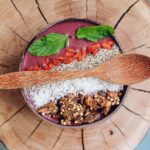 Bowl de Açaí con Frutas y Granola